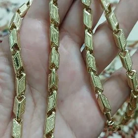 gyzyl bolt sepocka