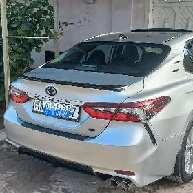 Toyota Camry 2022
