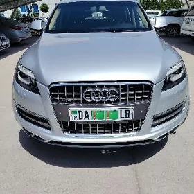 Audi Q7 2012