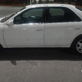 Toyota Camry 1999