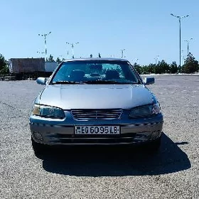 Toyota Camry 1998