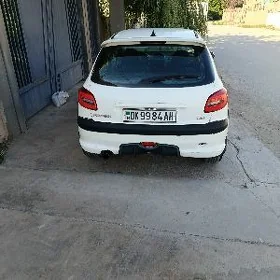 Peugeot 206 2002