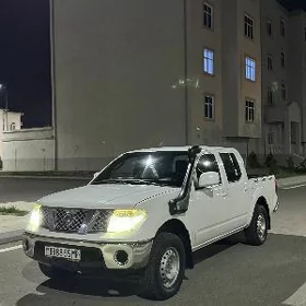 Nissan Navara 2013