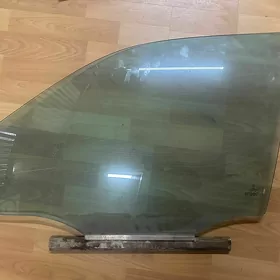 Стекла от w210