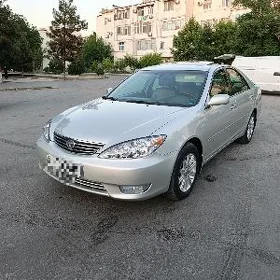 Toyota Camry 2003