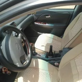 Toyota Camry 2001