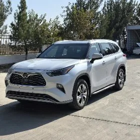 Toyota Highlander 2022