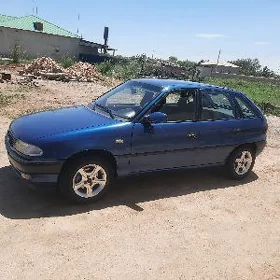 Opel Astra 1996