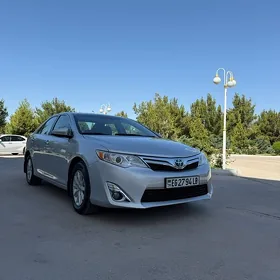 Toyota Camry 2013