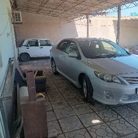 Toyota Corolla 2011