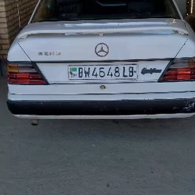 Mercedes-Benz 230E 1987