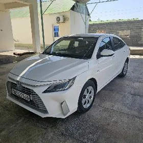 Toyota Yaris 2022