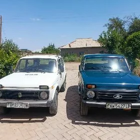 Lada Niva 2002