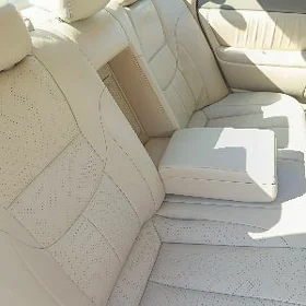 Toyota Avalon 2004