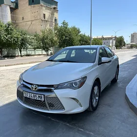 Toyota Camry 2016