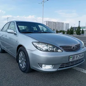 Toyota Camry 2005