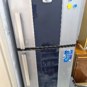 Whirlpool holodilnik 