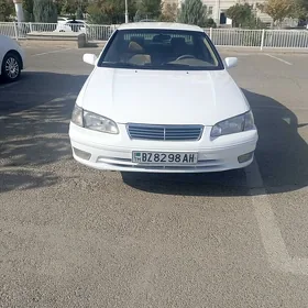 Toyota Camry 1999
