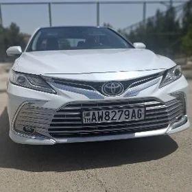 Toyota Camry 2022