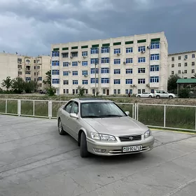 Toyota Camry 1999