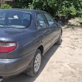 Toyota Carina 1995
