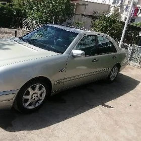 Mercedes Diska S500 radnoy