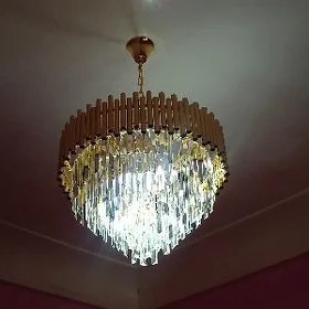lýustra Dubai