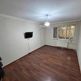 11 mkr, 1 komnt, panel, 11 мкр