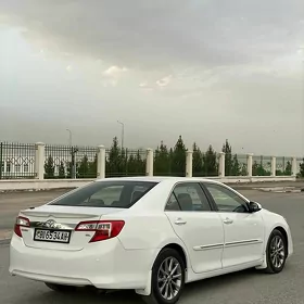 Toyota Camry 2013