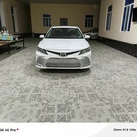 Toyota Camry 2023