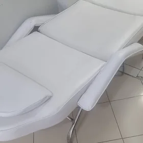 кушетка для косметолога