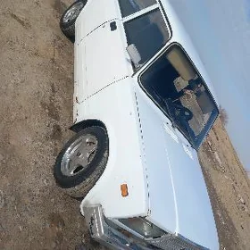 Lada 2107 1982