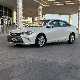 Toyota Camry 2017