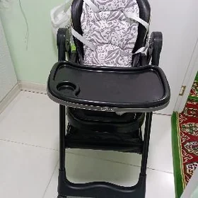 çaga iýmit stoly