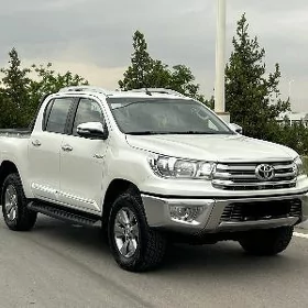 Toyota Hilux 2016