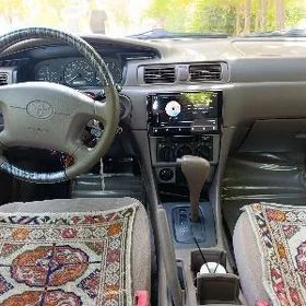 Toyota Camry 1998
