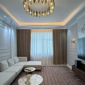 GURTLY LUX 3 KOMNAT