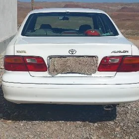 Toyota Avalon 1999