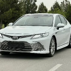 Toyota Camry 2020