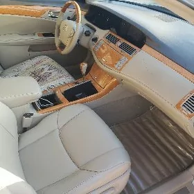 Toyota Avalon 2006