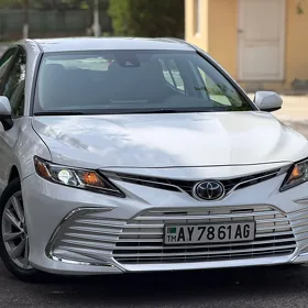Toyota Camry 2022