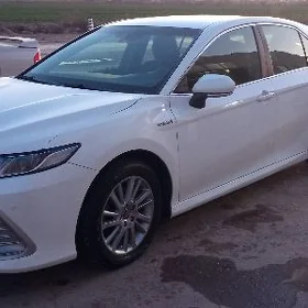 Toyota Camry 2020