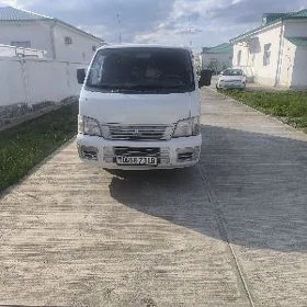 Toyota Urban Cruiser 2005