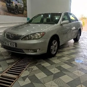 Toyota Camry 2003