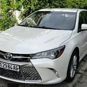 Toyota Camry 2017