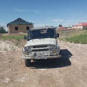 UAZ 469 1995