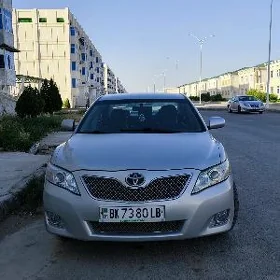 Toyota Camry 2011