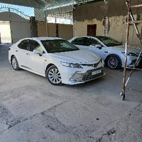Toyota Camry 2020