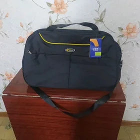 ПРОДАМ ДОРОЖНЫЕ СУМКИ
