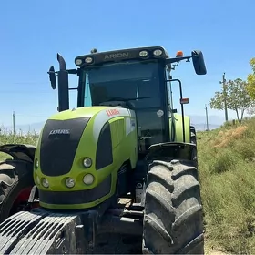 John Deere 2017